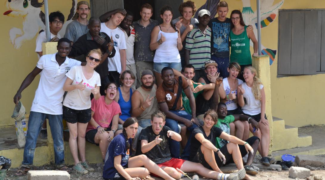 Building volunteer work in Ghana is one of the options as a volunteer who goes abroad during a gap year. Projects Abroad volunteers are having fun while working on a building project in Ghana during their gap year abroad.